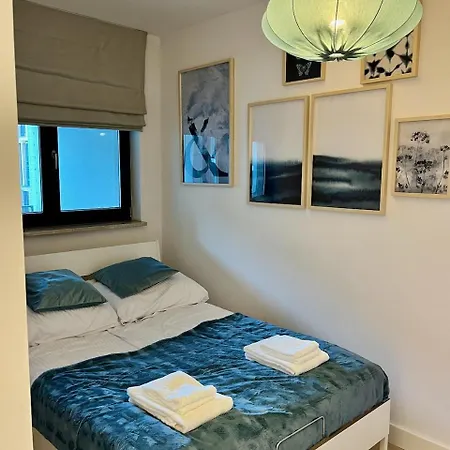 Niepokorny * Varsavia